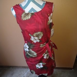 Pacific Legend Hawaiian dress sz M New with Tags